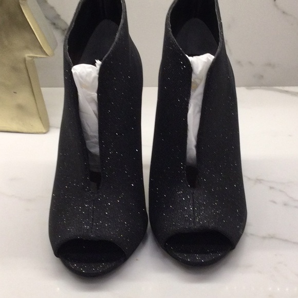 MIA Sparkle Ankle Bootie - Picture 7 of 7